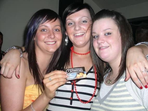 Earth Niteclub in May 2006