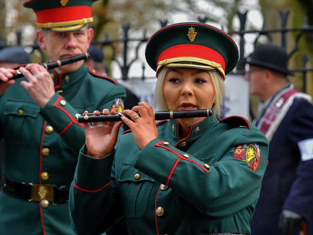A bandswoman from the Castlereagh Young Loyalist at the Apprentice Boys of Derry’s Shutting of the Gates parade held in the city on Saturday last. Photo: George Sweeney