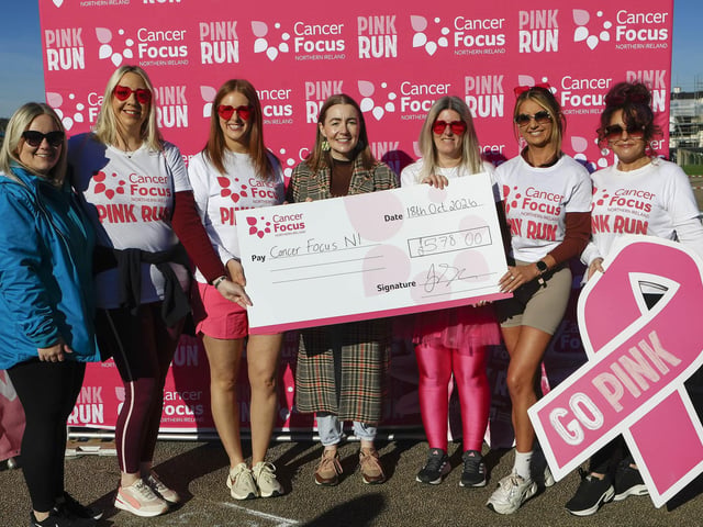 Mayor Grace Uí Niallais with”Joanne’s Girls” who raised £578 for their colleague at the Cancer Focus NI Pink Run held in Ebrington Square, on Sunday. On left, is Cancer Focus representative Joanne Smith. (Photo - Tom Heaney, nwpresspics)