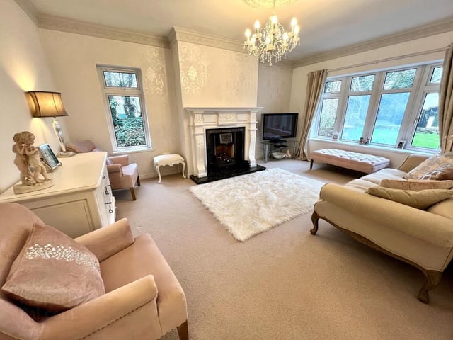 This beautiful five bed property at 81 Kilnappy Road in the Waterside is for sale at an asking price of £430,000.