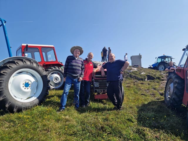 Tractor drivers getting ready to go at Malin Head.