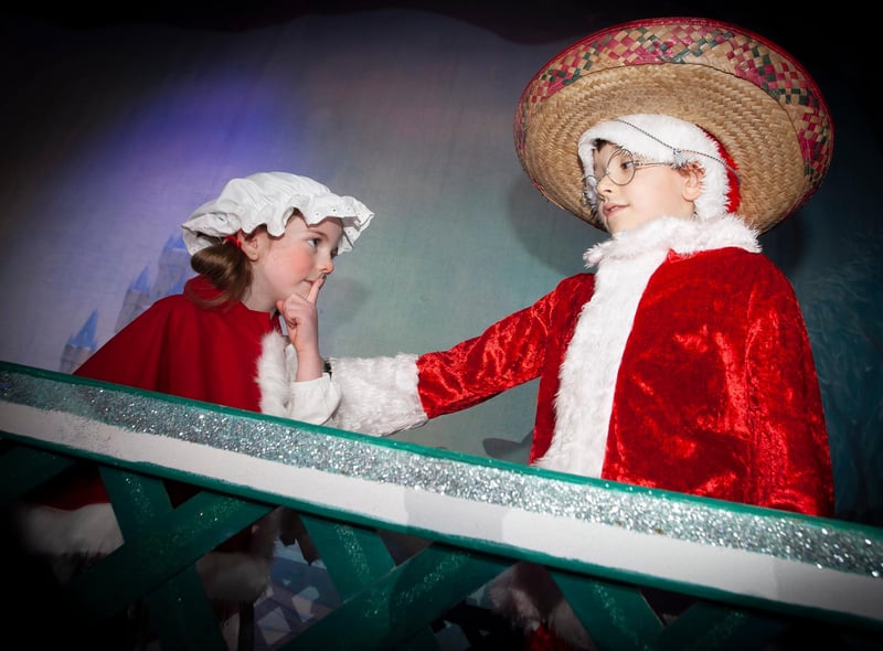 Elle McGee and Aodhan O’Donnell as Mrs and Mr Claus in Sombrero for Santa. 
