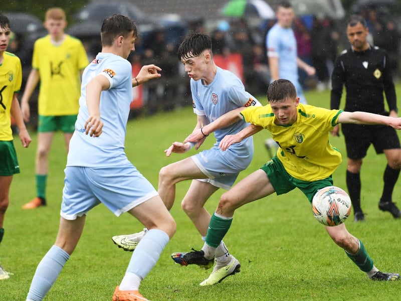 A tussle for the ball during the O'Neills Foyle Cup Under-15's final between Derry City and Donegal UL at Ardmore.