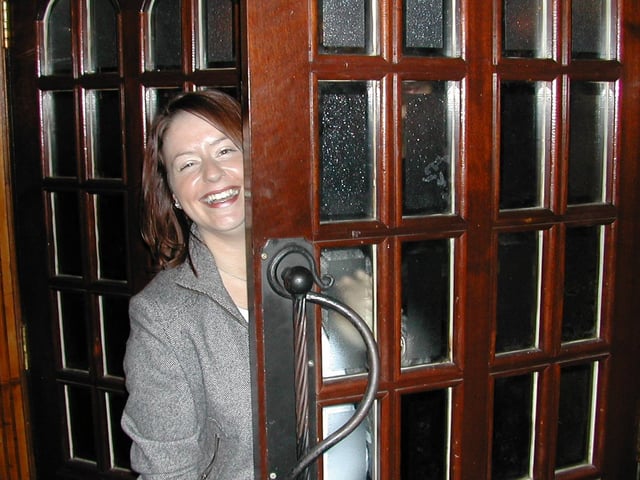 A night out at Café Roc / Earth in Derry in January 2003.