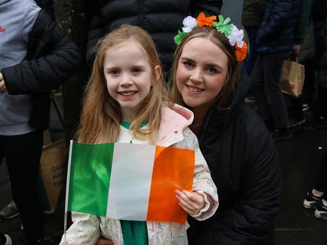 Spectators at St. Patrick’s Day Parade on Shipquay Street. (Photo - Deirdre Heaney, nwpresspics)