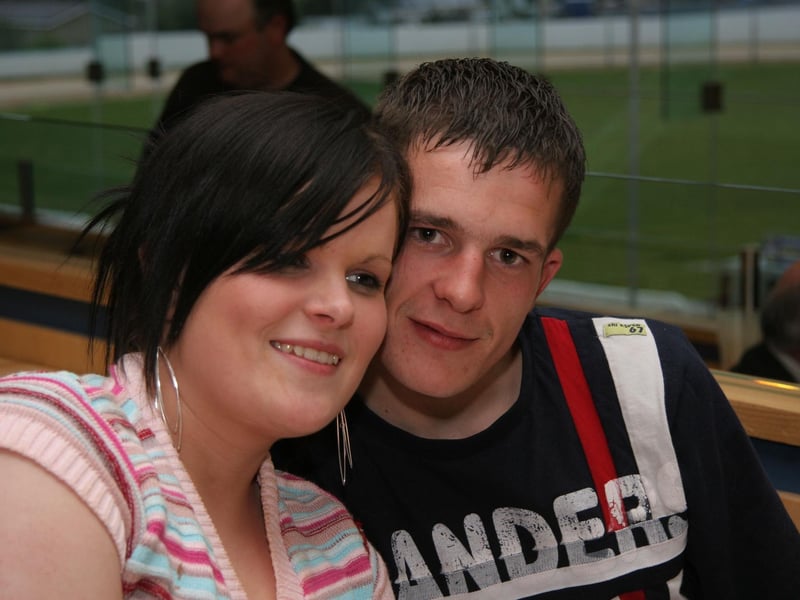 Brenda McElhinney and Ricky Lyttle enjoy a night at he races 0569JML : Parties and celebrations June 2006: Lifford Races.