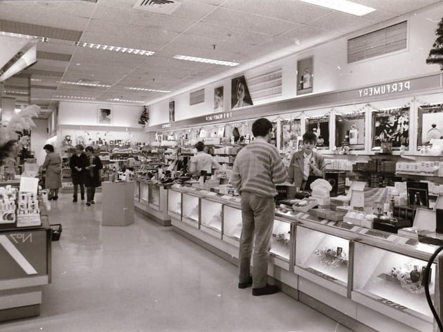 Shopping at the Richmond Centre in 1986.