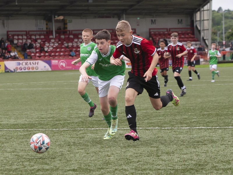 Action from Saturday’s u-12 Foyle Cup final between Crusaders and Hibs at the Brandywell, Derry. (Photos: Jim McCafferty Photography)