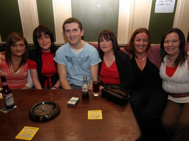 Tommy surrounded by party revellers, Kellymarie, Karen, Vanessa, Michelle, and Tanya at the Celtic Bar 0065/JML : .