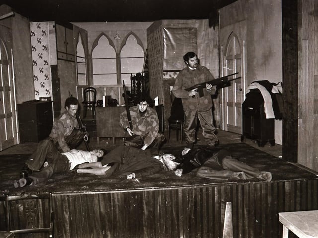 '71 Players rehearse for Freedom of the City.