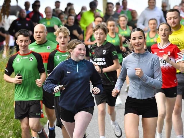 Participants in the Na Piarsaigh Dermot McCrossan Canter the Corrody 5km, held at Corrody Road on Sunday evening last. Photo: George Sweeney