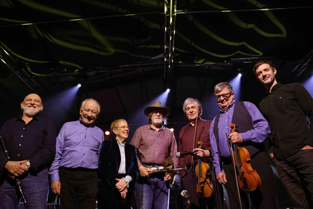 Trad Group Instruments Legendary trad group ‘The Bothy Band’ announce reunion concert