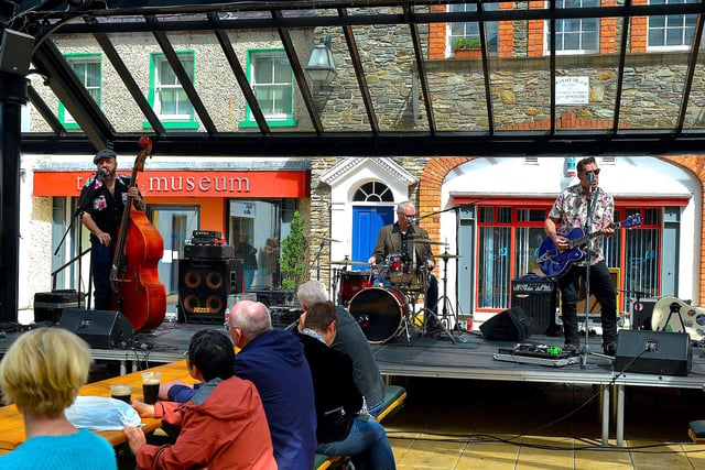 The Wild Band performs in the Craft Village during Derry’s Jazz Festival Weekend.  Photo: George Sweeney.  DER2318GS – 06