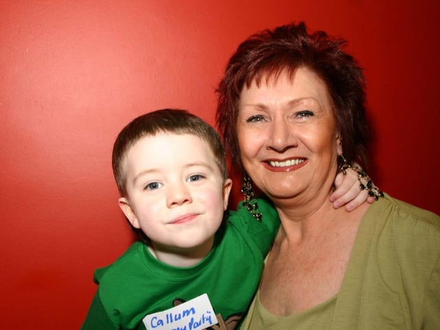 Granny Pat McCallion with Grandson Callum enjoying the party in Bannanns.3636/dd : Parties in Derry in Spring 2006.