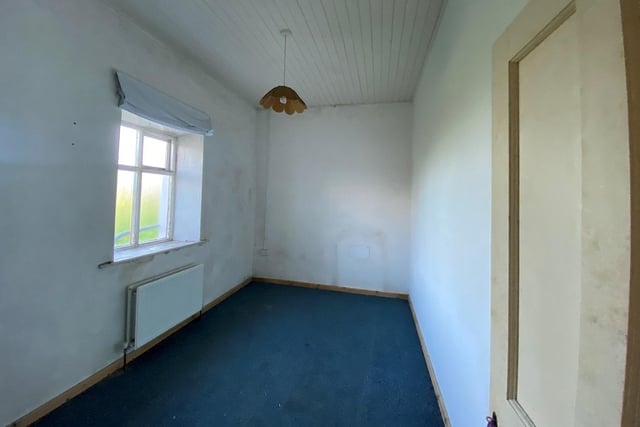 This cottage in an idyllic corner of the Donegal Gaeltacht popular with Derry holiday makers is to go under the hammer at auction next month.