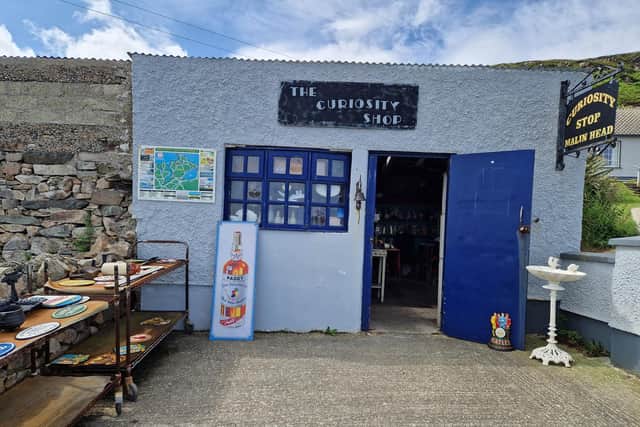 The shop and tourist stop in Malin Head.