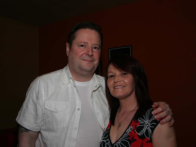 The Happy Couple George and Rosemary O'Hagan celebrating their 25th Wedding Anniversary in the POClub. 3863/dd : Parties and celebrations across Derry in May 2006.
