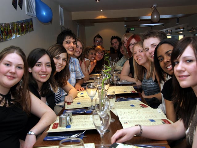 Rajiv enjoys a birthday meal with his friends at Zio's 0513JML : Parties and celebrations across Derry in May 2006.