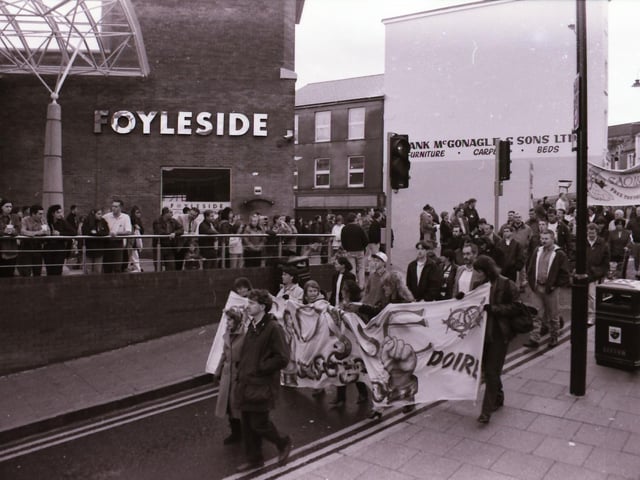 Sinn Féin march and rally demanding peace talks.