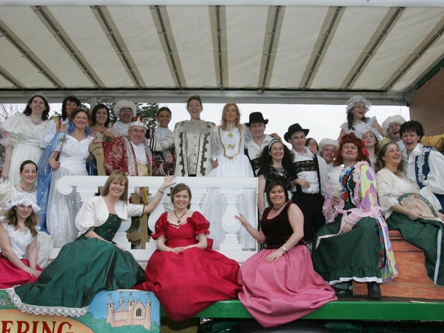 Buncrana pantomine cast all smiles for the camera. (1803C28) : St Patrick's Day Buncrana 2005.