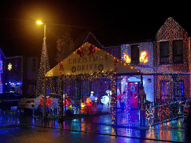 Colourful Christmas Drive aka Racecourse Drive. Photo: George Sweeney. DER2244GS – 038