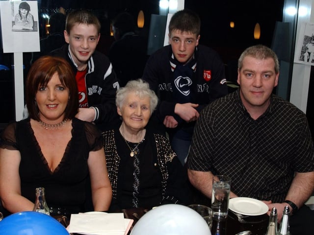 Lucia Pyne with her family in Pitchers Restaurant for her 40th birthday. Included are, Roseanne Moore, Hugh, Ryan and Sean Pyne. (1103CG09) :.