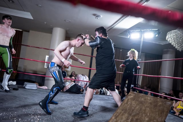 Action from Saturday's Foyle Rumble at the City Hotel. Photographs by Stephen Latimer.