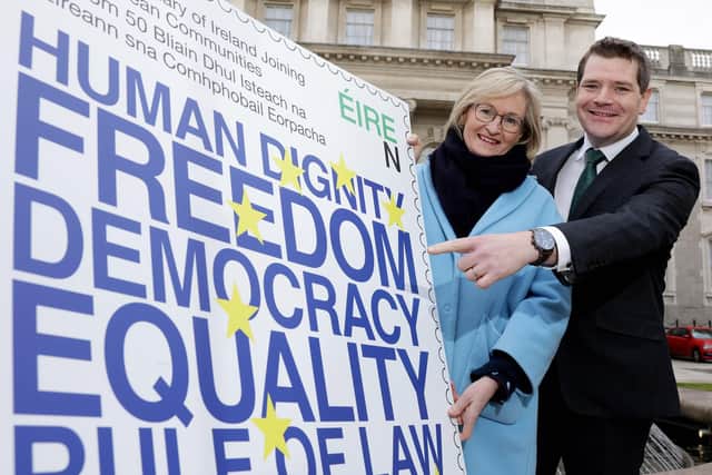 Minister for European Affairs, Mr. Peter Burke TD and the European Commissioner for Financial Services, Financial Stability and Capital Markets Union, Mairead McGuinness unveiled An Post’s first stamp of 2023 marking the 50th anniversary of Ireland joining the European Communities on Friday.