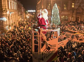 Santa arrives over a crowd of thousands from Derry's Walls in 2018. Picture Martin  McKeown. Inpresspics.com. 22.11.18