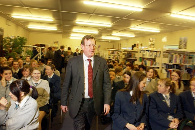 David Trimble at Thornhill College to give a talk on politics.