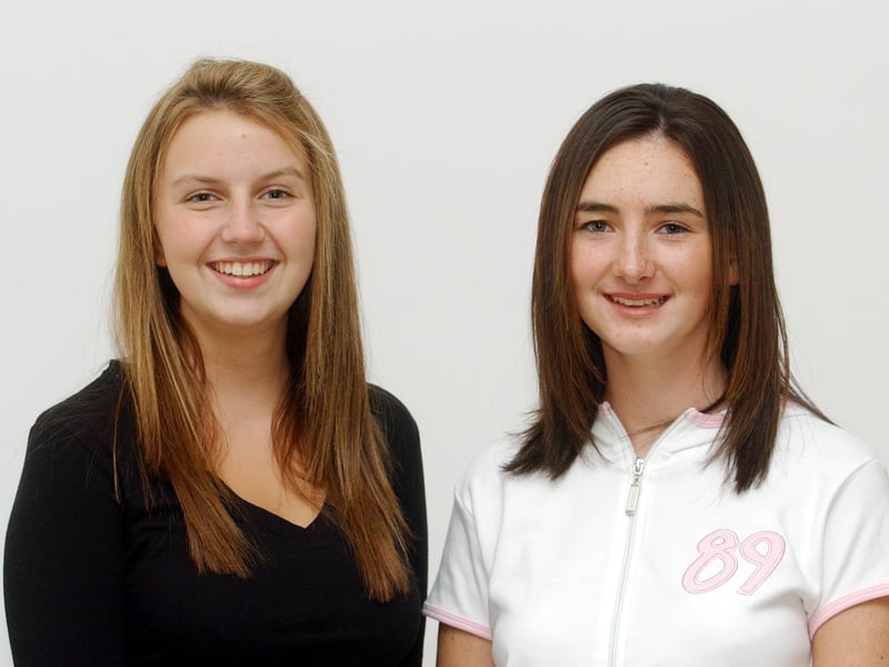 Foyle School of Speech and Drama students in September 2003