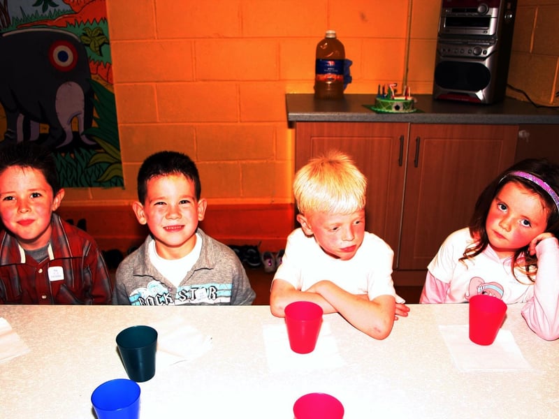 Joseph pictured with Cailthlyn, Korilee and Alexhaving fun at the party in the Fun Factory. 8462/dd : .