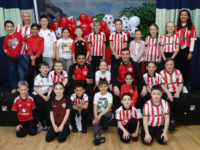 DCFC pre-Cup final visit to Longtower PS Patrick McClean and Tyler Smith.  (Photo - Tom Heaney, nwpresspics)