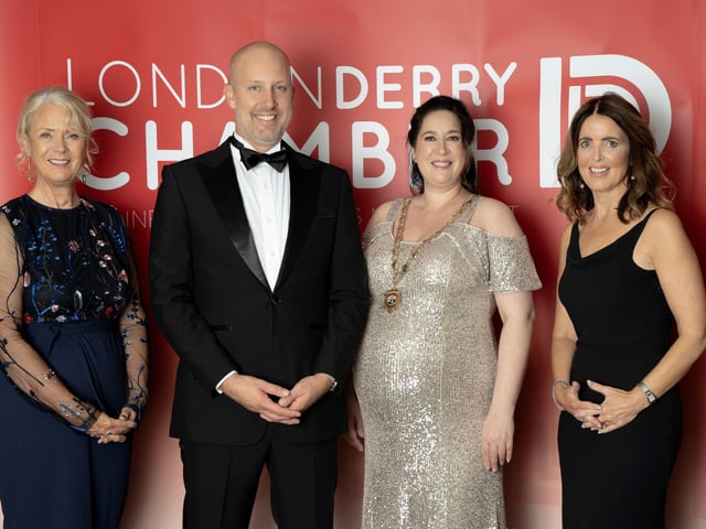 The Derry Chamber of Commerce held its Annual President’s Dinner at the White Horse Hotel. Pictured left to right are Chamber CEO Anna Doherty, US Consul General James Applegate, Chamber President Selina Horshi and Maurece Hutchinson, JMK Solicitors.
