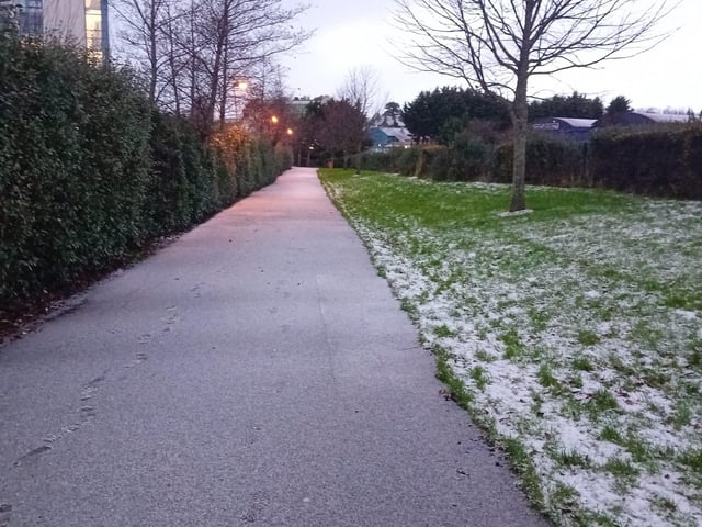 A dusting of white by the Pennyburn.