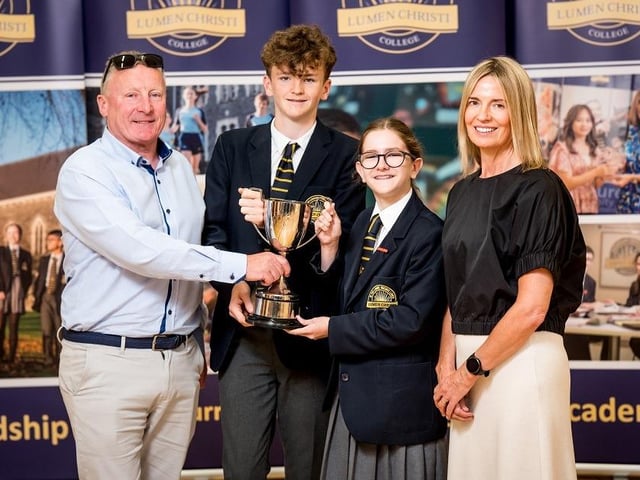 15. Mrs Martina McMullan, Mr Tom Doherty, Matthew Mulgrew and Aoife Melaugh from the Athletics Club receiving the Junior Club of the Year Award. Stephen Latimer