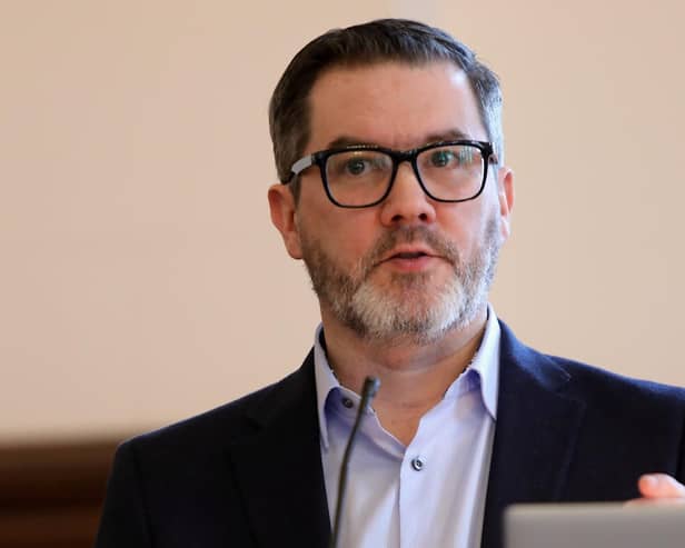 Dr. Daniel Cetrà