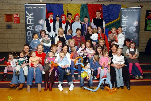 Derry nativities and Christmas shows from December 2003