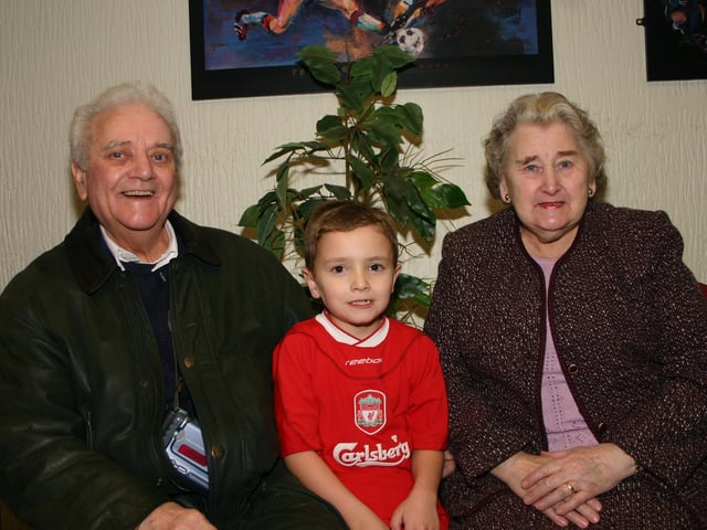 Grandparents Gerry and  Isobel Murray with the Birthday Boy Aidan at the birthday party. 2160/dd : Parties and celebrations January 2006: Aidan Dunne.