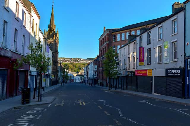 Carlisle Road in Derry. DER1720GS - 026
