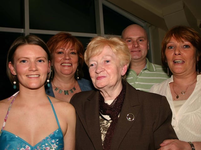 The Birthday Girl Erin McCrudden pictured with her familyat the party in Pitchers. 4046/dd : Parties and celebrations across Derry in May 2006.
