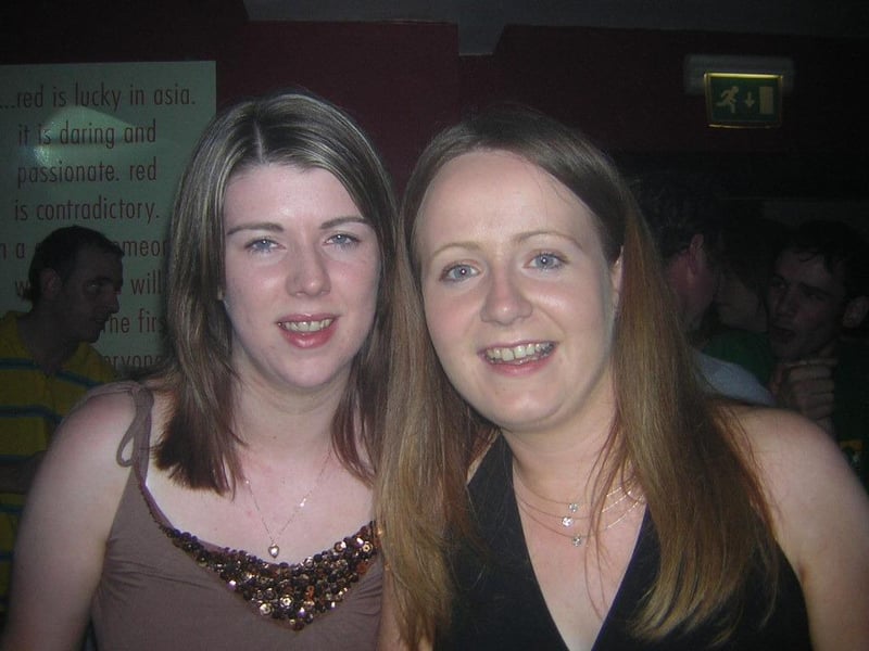 A night out in Derry bars in October 2005