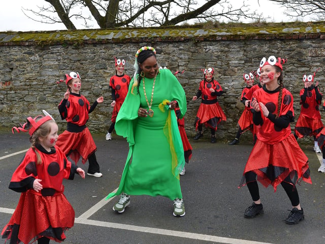 Mayor Lilian Seenoi Barr with Cara Dance. Photo: George Sweeney