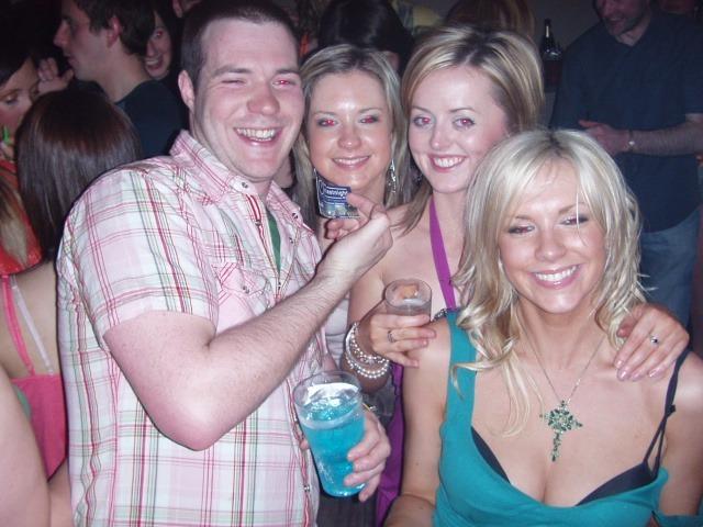 OLYMPUS DIGITAL CAMERA : Derry nightlife at its clubs and bars twenty years ago, in April 2005.