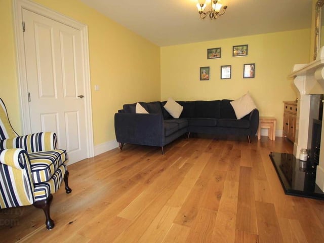 15 Greenhaw Manor