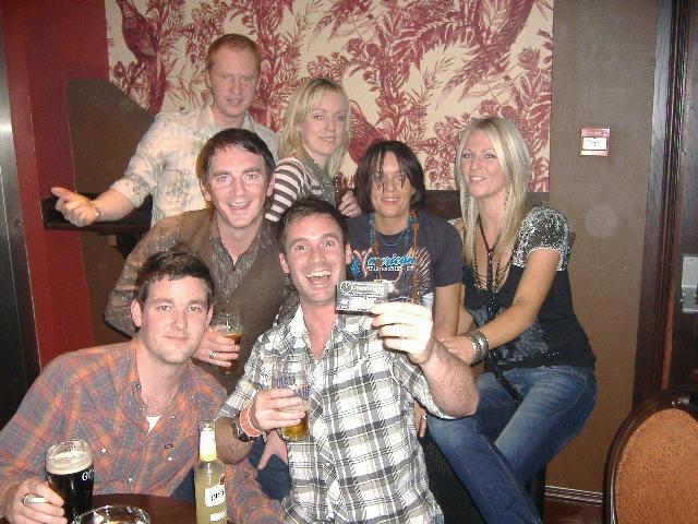 A night out in Derry bars in October 2005