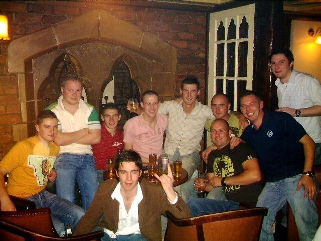 A night out in Derry bars in October 2005