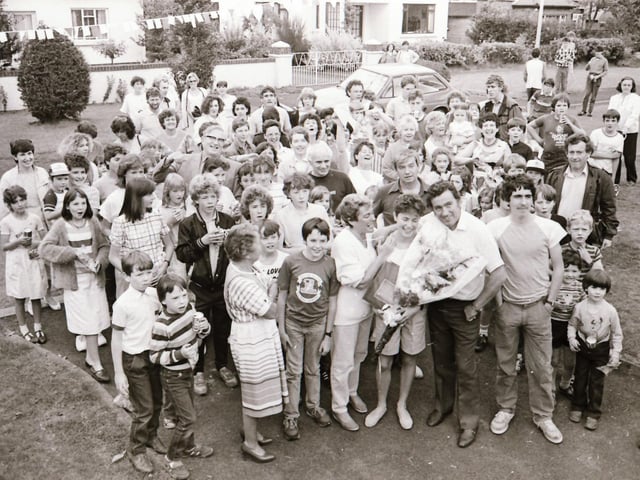 Derry's Róisín Smyth gets a hero's welcome as she returns from representing Ireland in the 1984 Olympics in Los Angeles in the 3000 Metres.