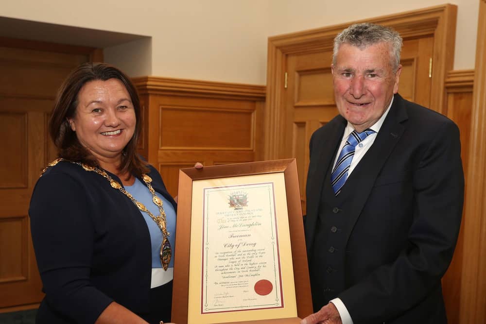 The late Jim McLaughlin receiving Freedom of the City from the former Mayor of Derry City and Strabane District Council Councillor Michaela Boyle in 2019.