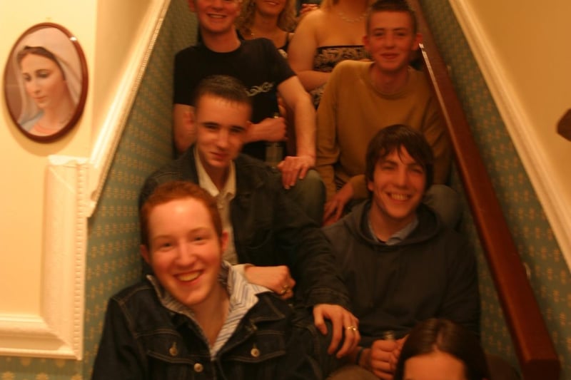 Derry parties in October 2003